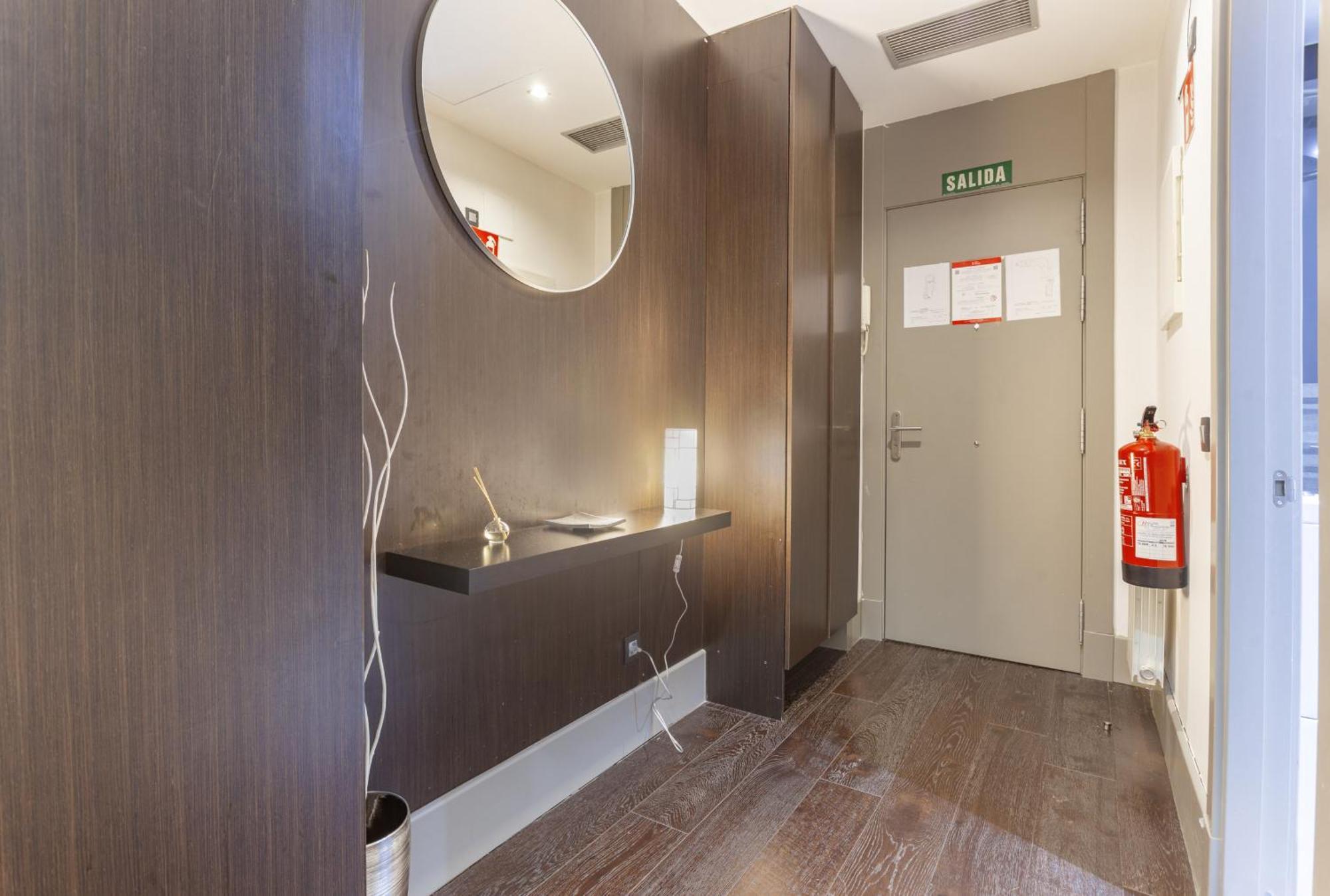 Apartamento Cibeles Studio En Мадрид Экстерьер фото