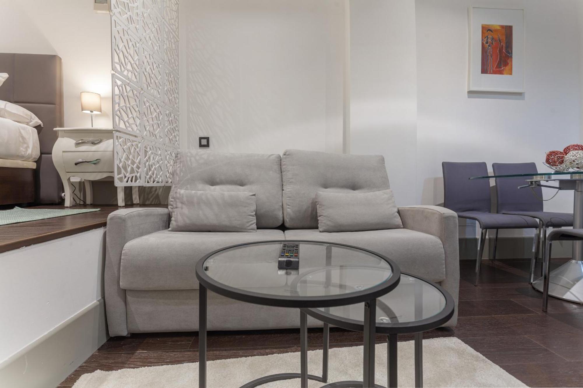 Apartamento Cibeles Studio En Мадрид Экстерьер фото